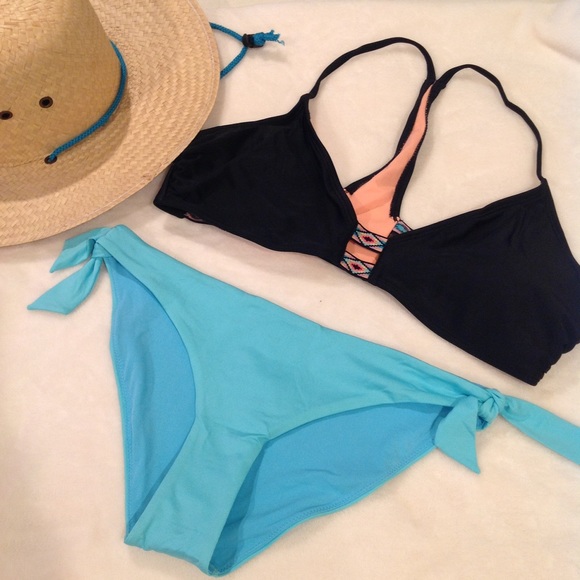 bikini bundle - Picture 5 of 6